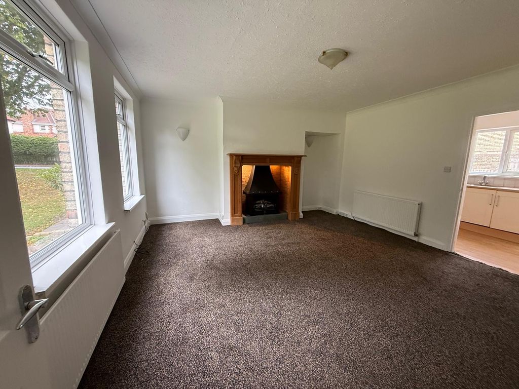 Property photo 2 of 14 d46F888d-8E59-4Eae-8Ada-69B31Cf31E87