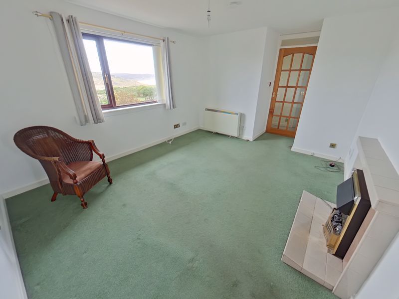 Property photo 2 of 11 Photo 8