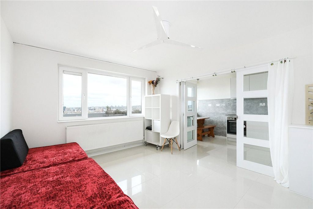 Property photo 1 of 14 Picture No. 19