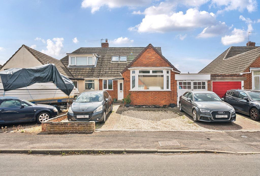 Property photo 1 of 12 1341461-1-68A71E6...