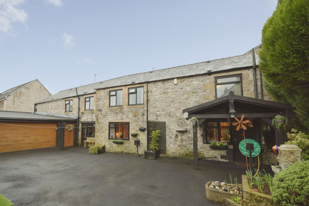 Property photo 1 of 27 Front