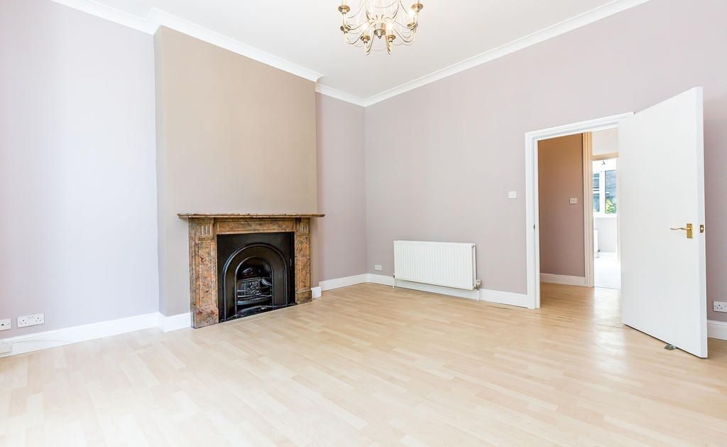 Property photo 3 of 8 Photo 3