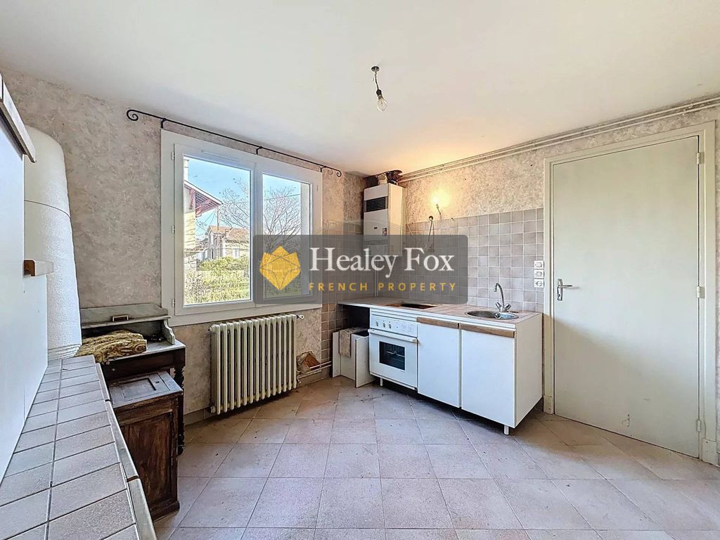 Property photo 3 of 19