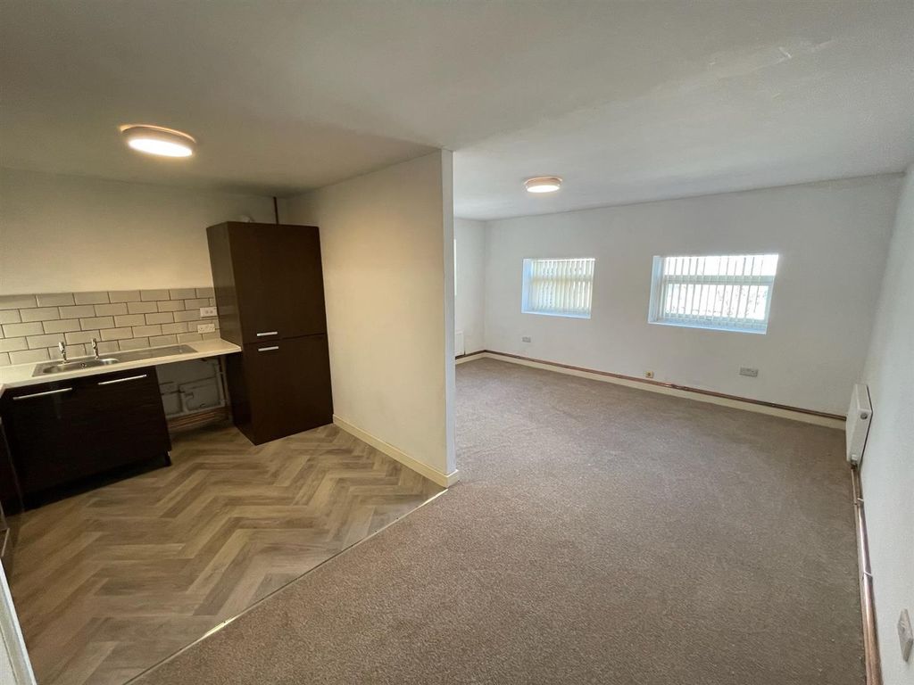 Property photo 3 of 10 Img_6410.Jpg