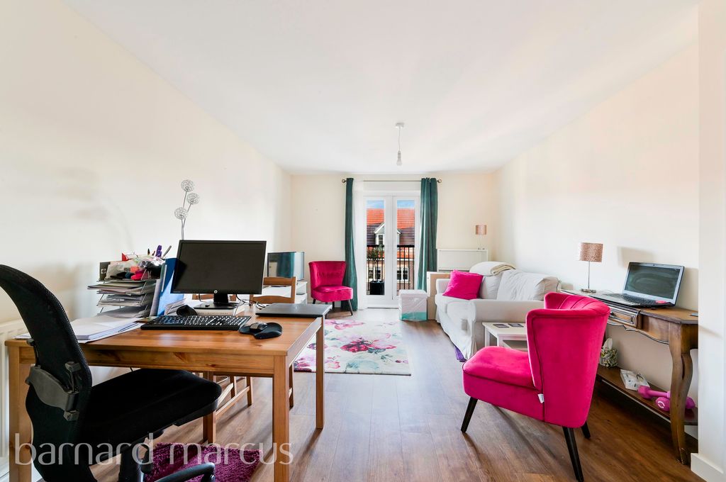 Property photo 2 of 8 Living Room