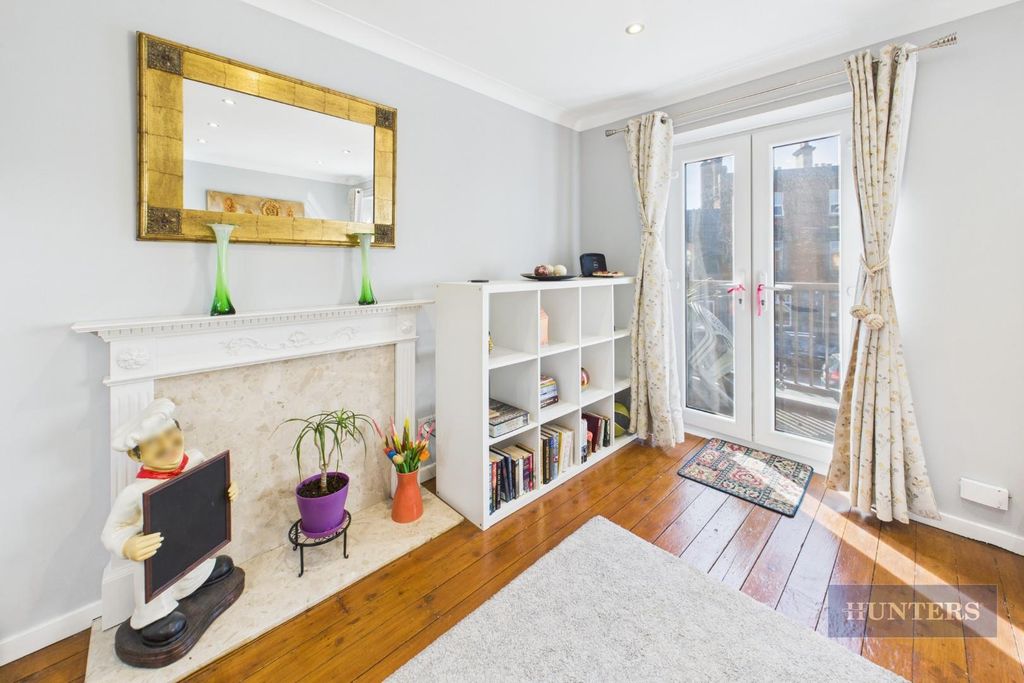 Property photo 3 of 20 Cam05152G0-Pr0155-Still022.Jpg