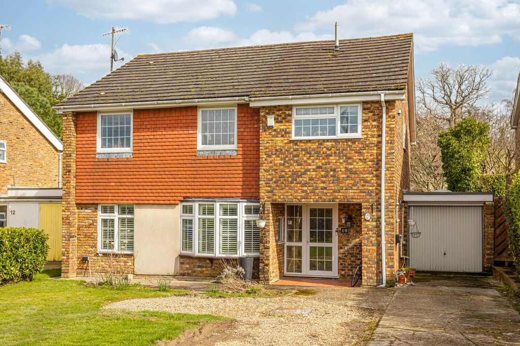 Property photo 1 of 30