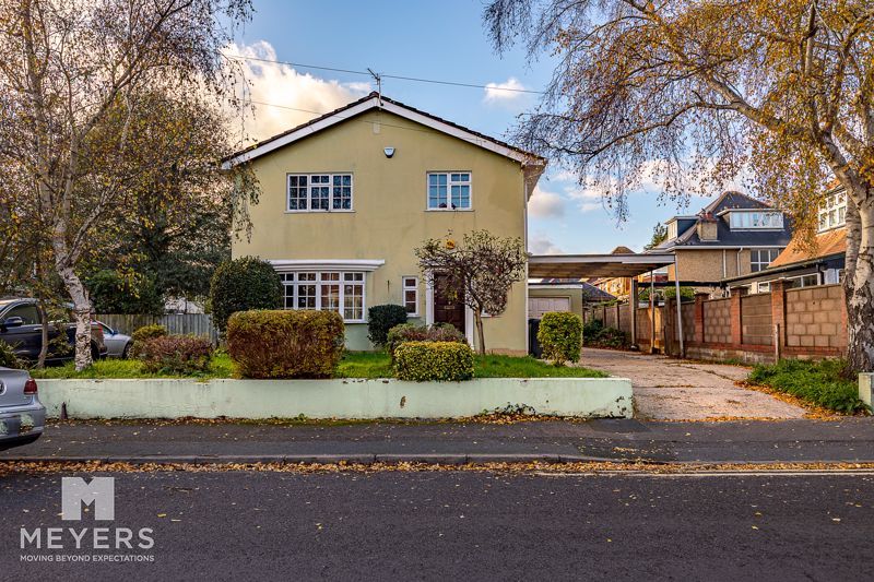 Property photo 1 of 17 Photo 11