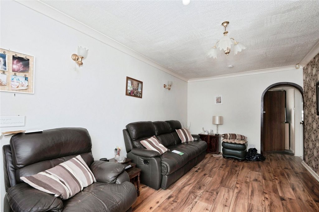 Property photo 3 of 15 Living Room