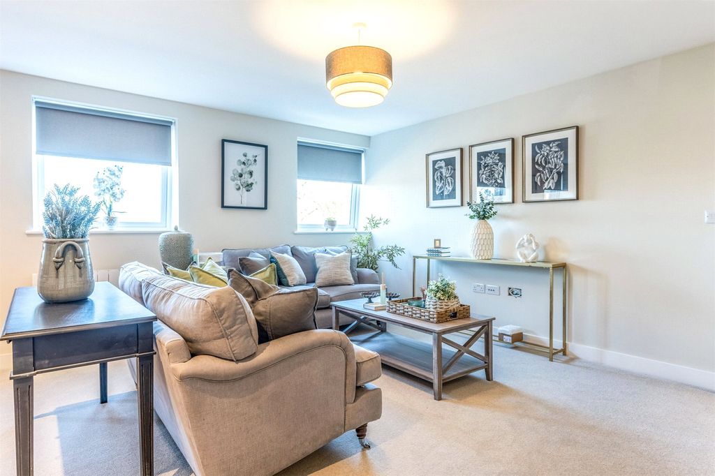 Property photo 3 of 25 Picture No. 32