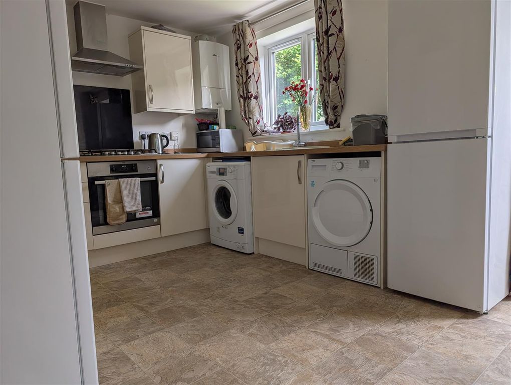Property photo 3 of 24 836.Jpg