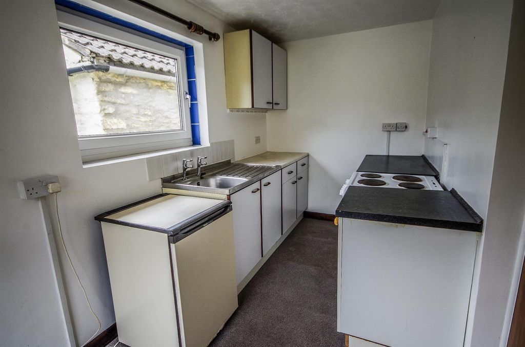 Property photo 2 of 6 1-Imgp1928.Jpg