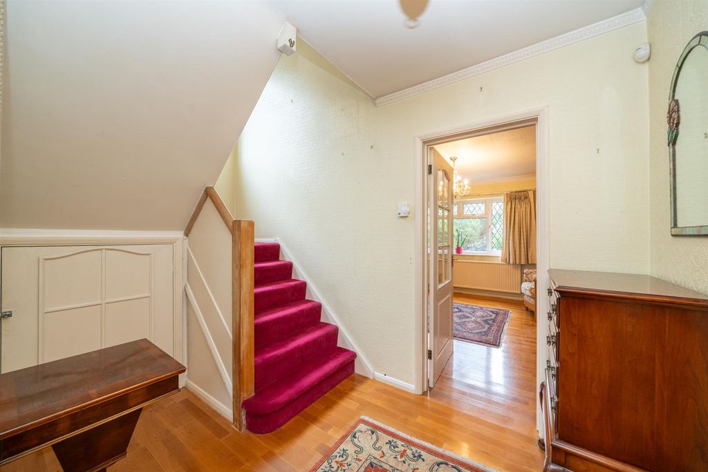 Property photo 2 of 20 48-Crouchfield-8856.Jpg