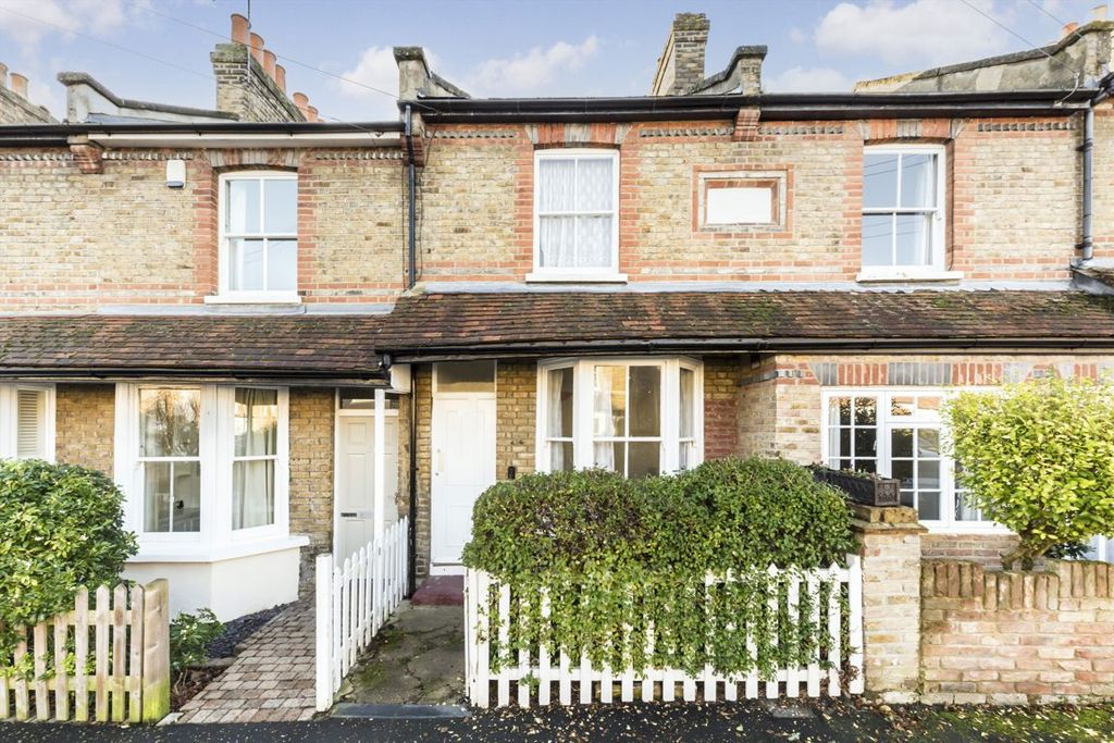 Property photo 1 of 7