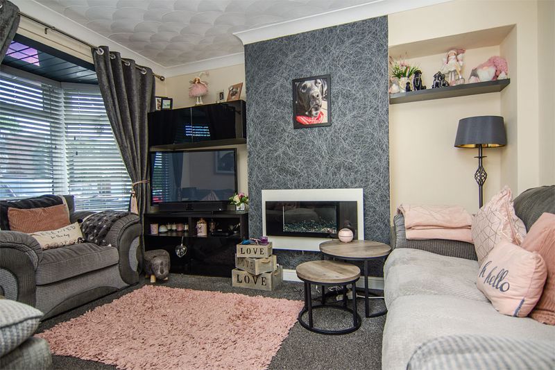 Property photo 3 of 22 Photo 8