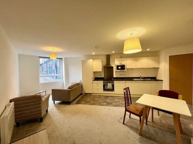 Property photo 1 of 8 Living Room