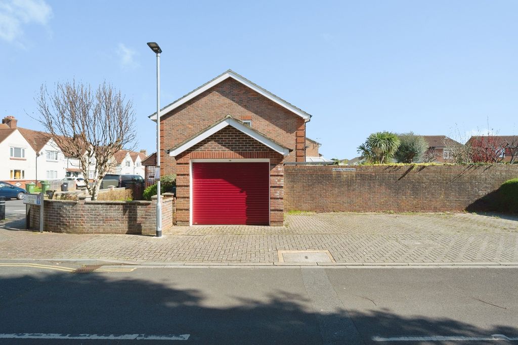 Property photo 2 of 13 Pbox-Img.Jpg