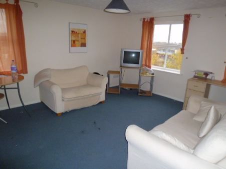 Property photo 2 of 6 Photograph 2