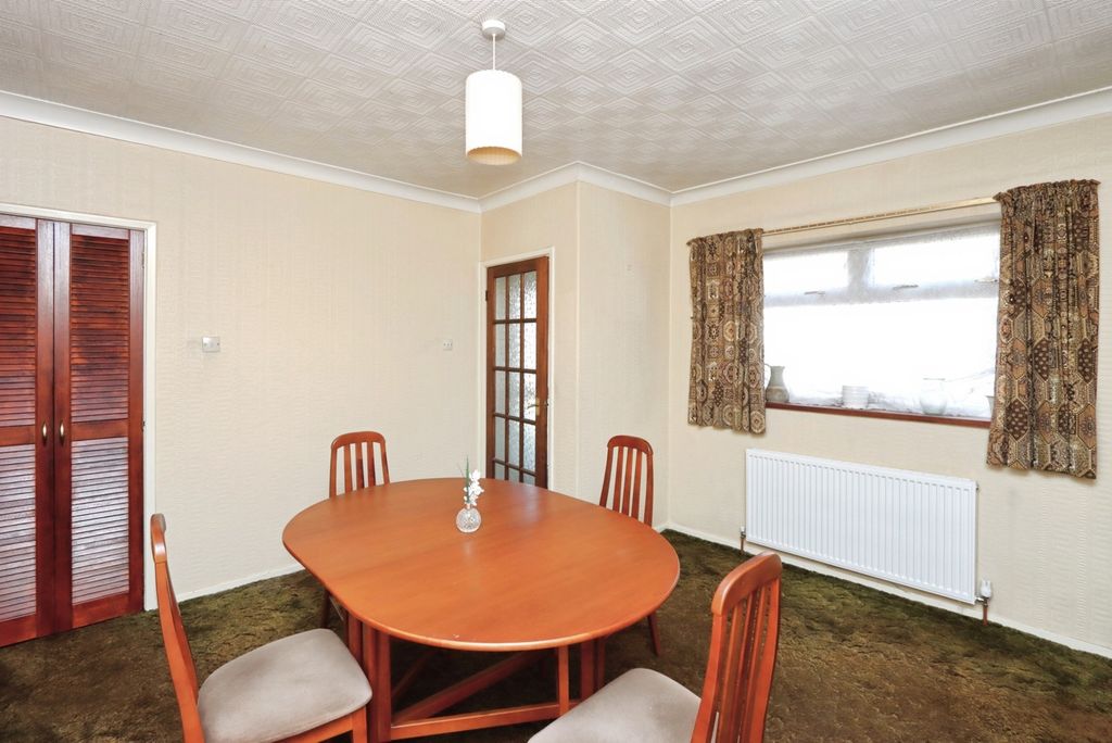 Property photo 3 of 16 Photo