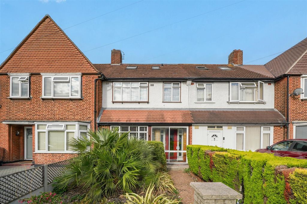 Property photo 1 of 15 5 Conisborough Crescent - Cnubwvrnzfqbfecknpnn.Jpg
