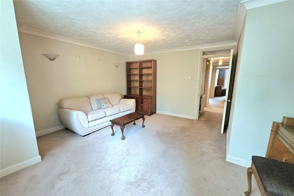 Property photo 3 of 8 Picture No. 05