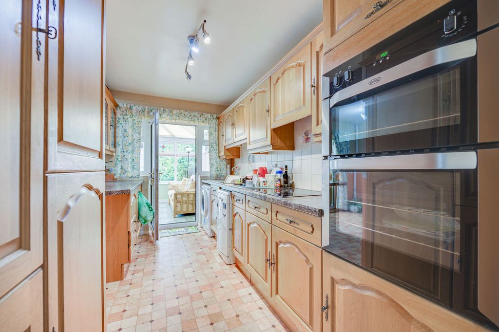 Property photo 3 of 15