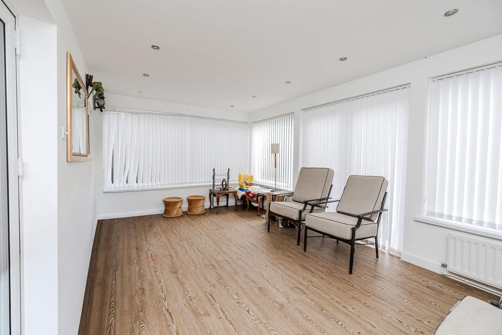Additional image 16 of 6 bed property for saleRunnymede Road, Darras Hall, Ponteland, Newcastle Upon Tyne NE20
