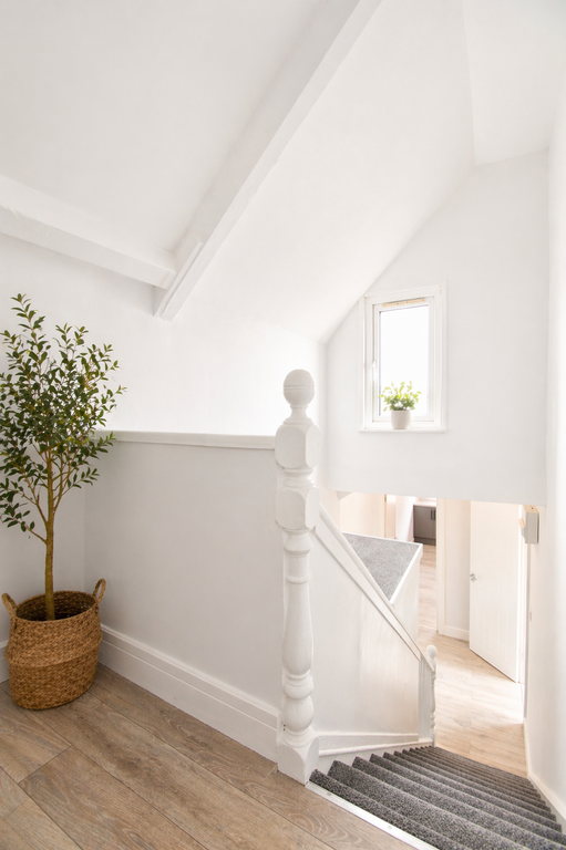 Property photo 2 of 8 Photo 3