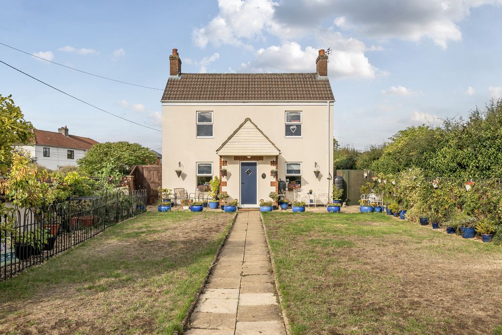 Property photo 1 of 19