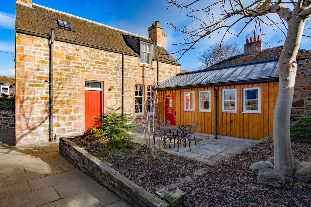 Property photo 1 of 24