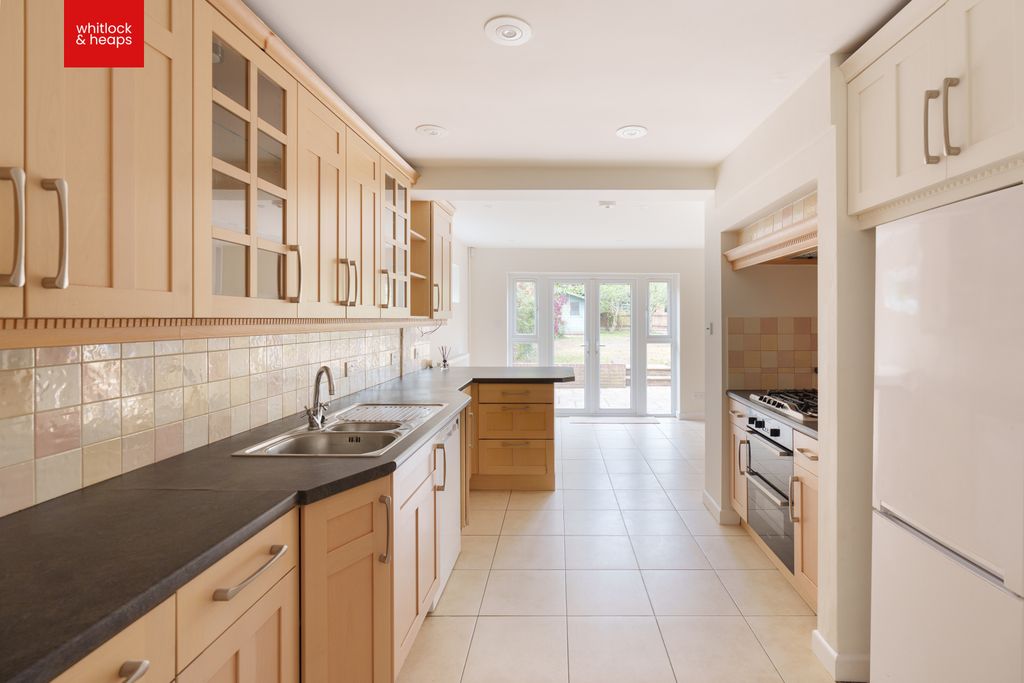 Property photo 2 of 15