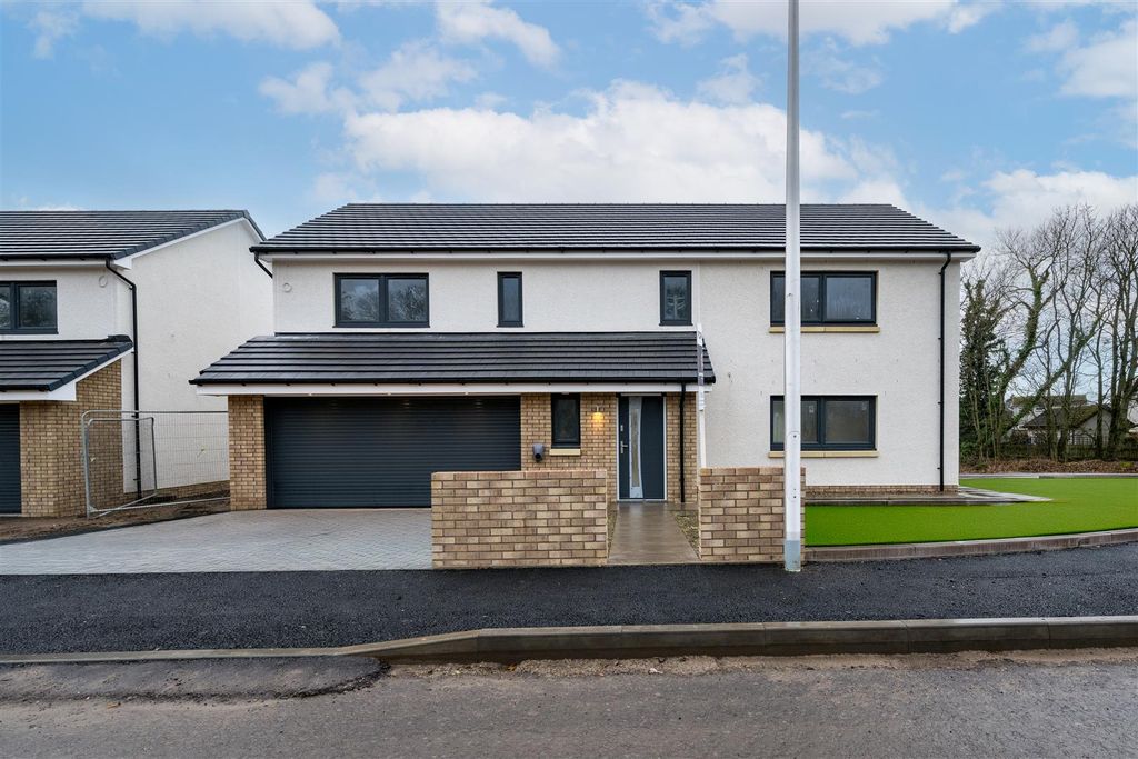 Property photo 1 of 32 Z92_7530-Edit-Edit.Jpg