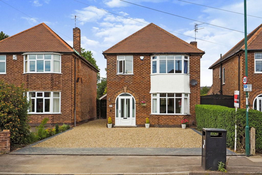 Property photo 1 of 17 Photography