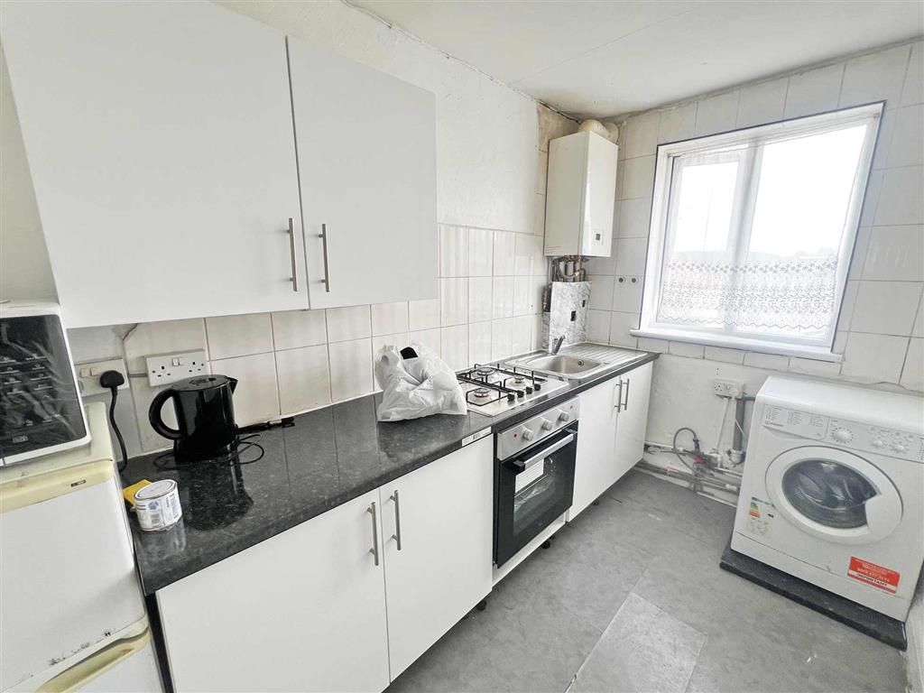 Property photo 3 of 6