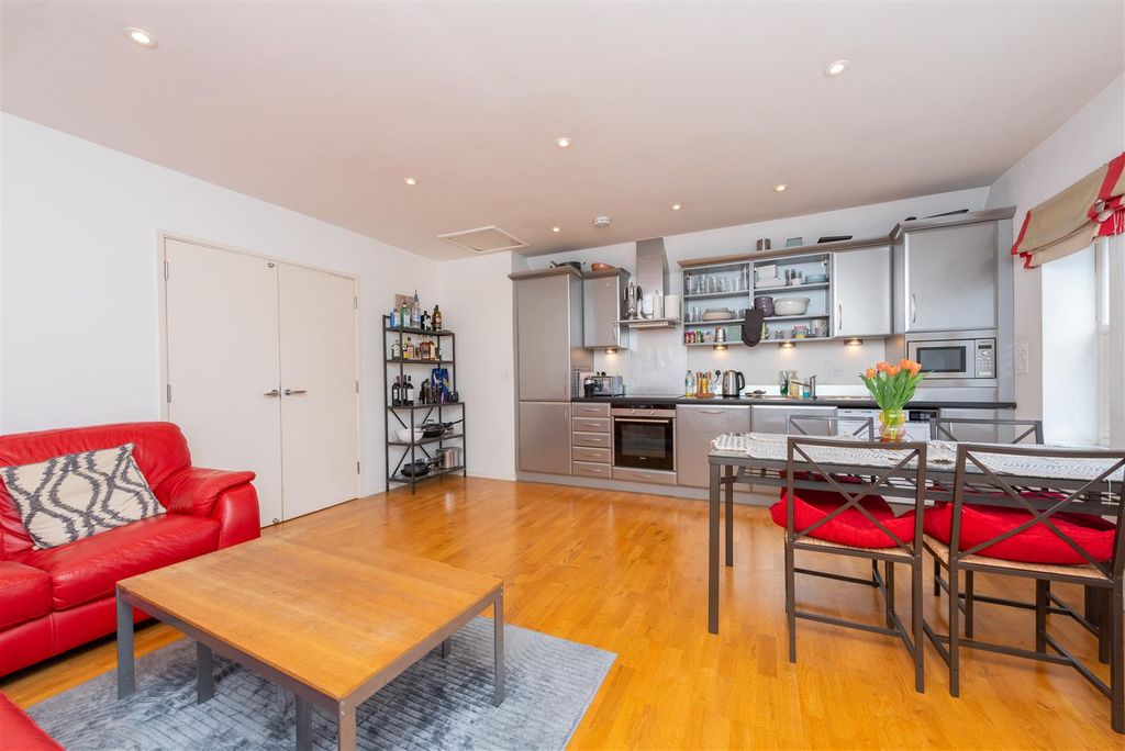 Property photo 2 of 9 Transcend8.Jpg