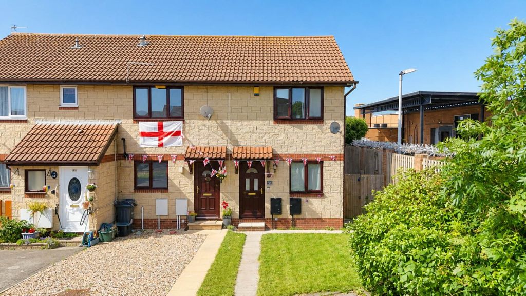 Property photo 1 of 18