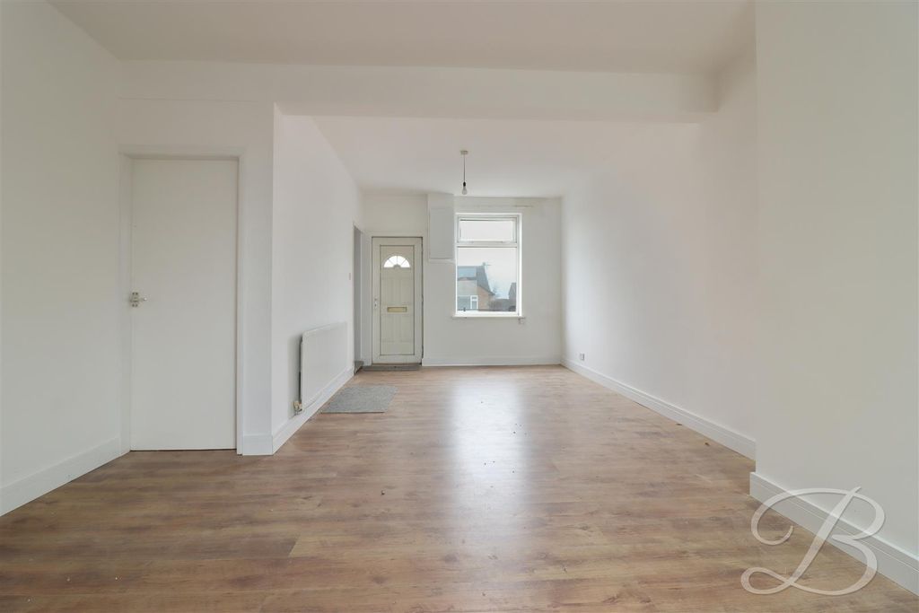 Property photo 2 of 12 Img_2562_1.Jpg