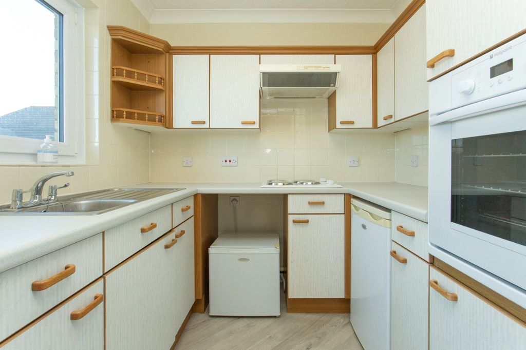 Property photo 3 of 8 Picture 3