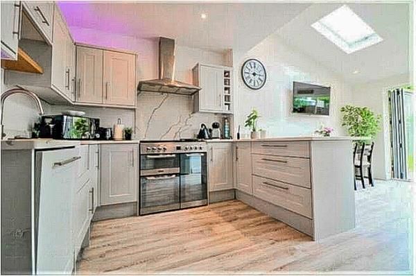 Property photo 2 of 14 2