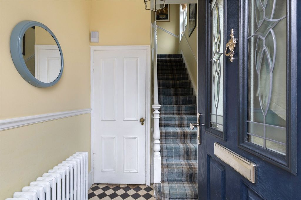 Property photo 2 of 16 Picture No. 30