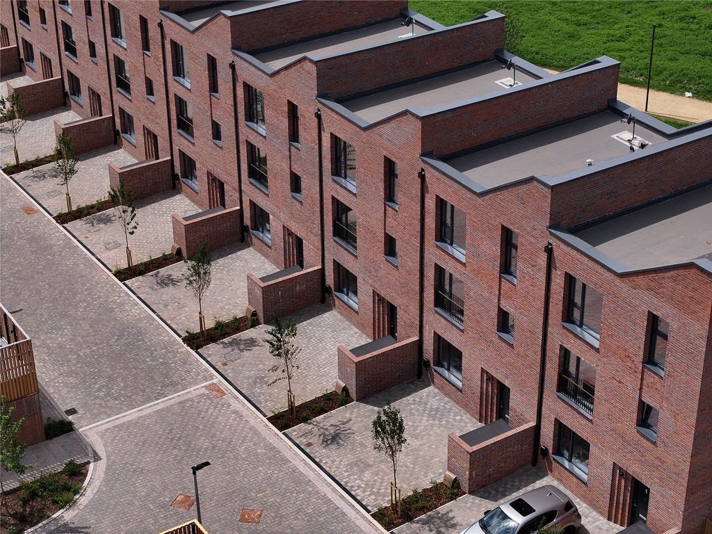 Property photo 1 of 17 The Wayferer