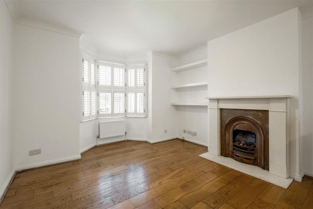 Property photo 2 of 20 Marlborough Mews-6.Jpg