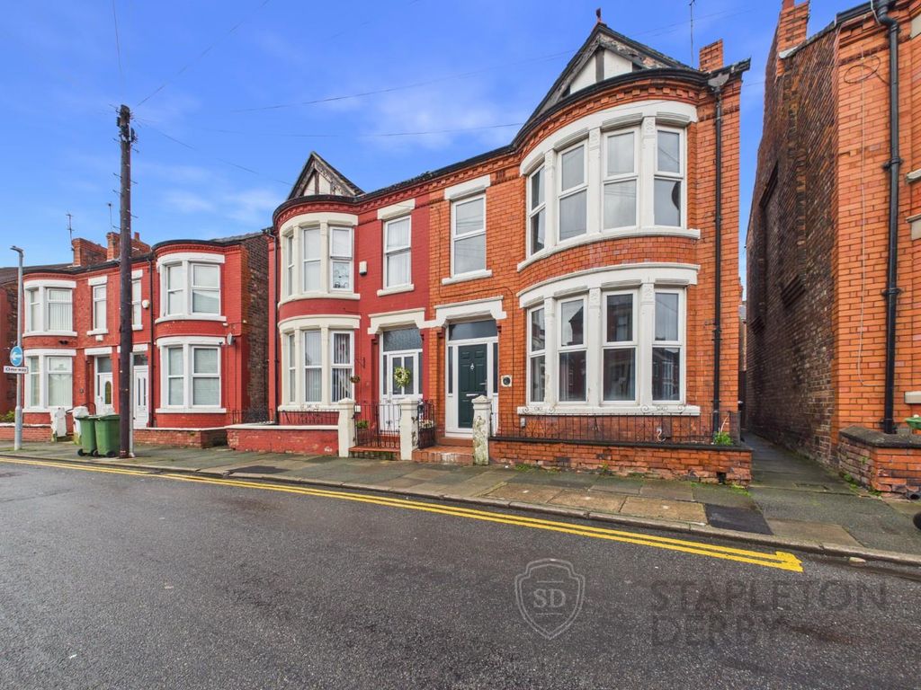 Property photo 1 of 11 Cam04709G0-Pr0337-Still012.Jpg