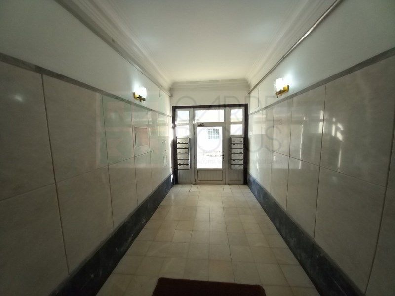 Property photo 3 of 36