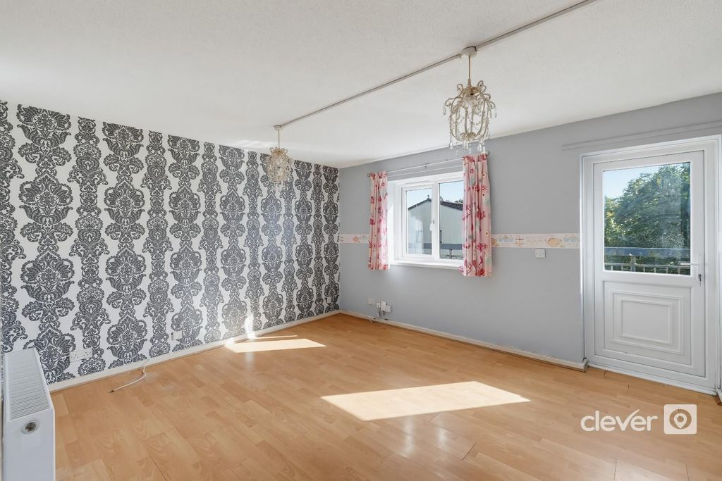 Property photo 2 of 23 0018.Jpg