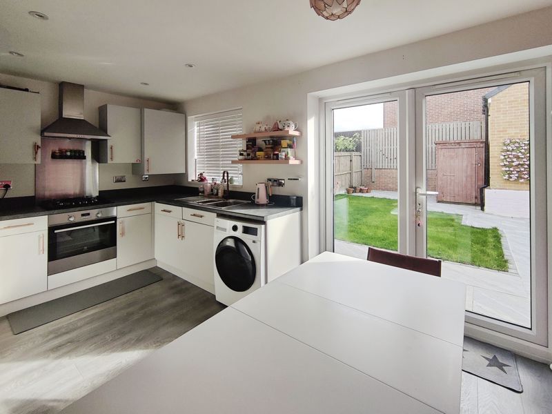 Property photo 2 of 12 Photo 10