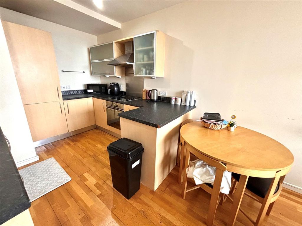 Property photo 1 of 9 1.Jpg