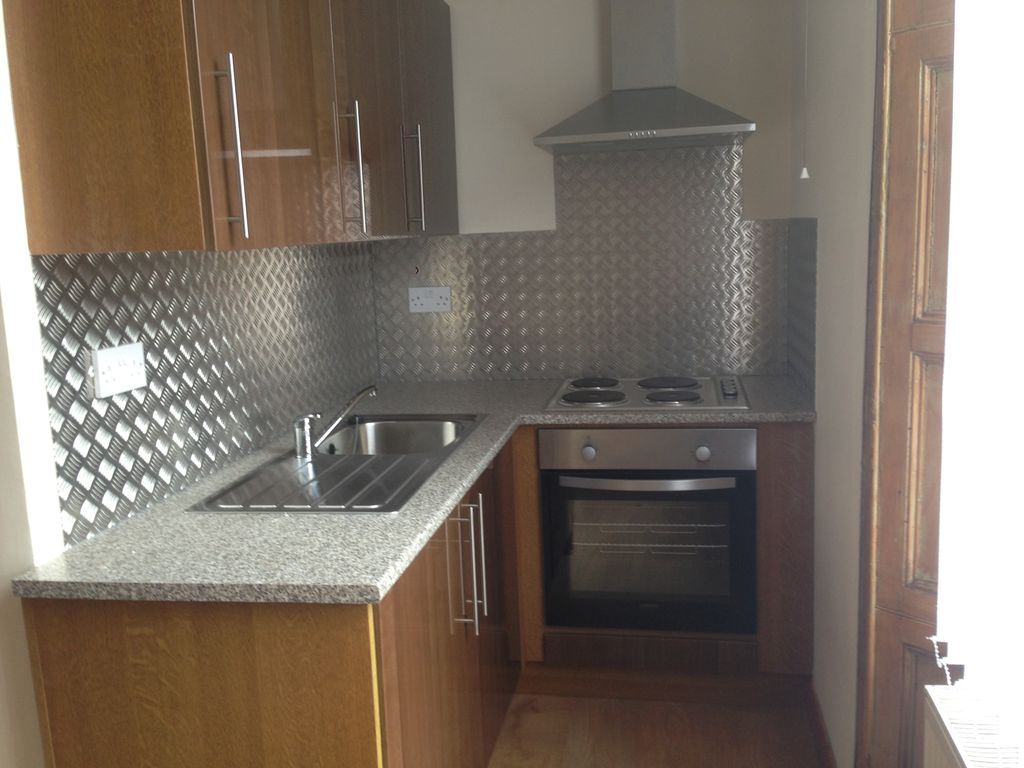 Property photo 1 of 3