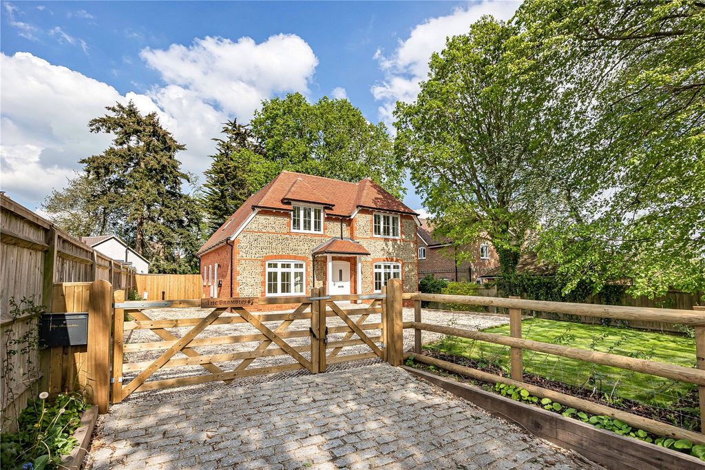 Property photo 1 of 36 Picture No. 31