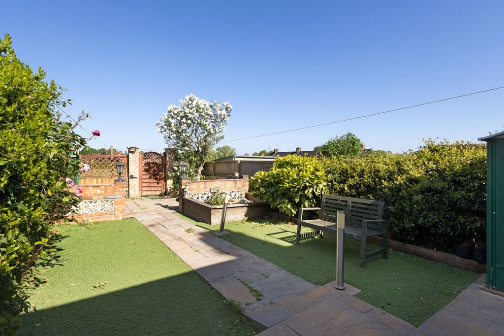 Property photo 2 of 16